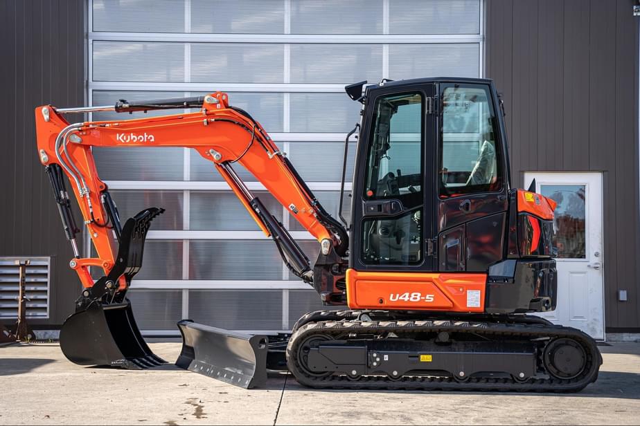 e98e2cb9-466b-4f43-81d9-25f9624bdbaa-img-1 Kubota U48-5 - Image 1