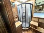 Used 2013 Bloomer 4 Horse 16′ LQ, 7’Slide, Air Ride, Pod, Mister/Water Sys Air ride, HWH Slide, Integrated Pod - Image 7